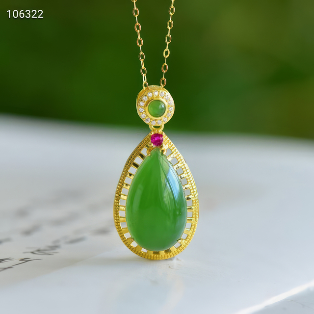Verdant Abundance - Hetian Green Jade Waterdrop Pendant--绿意盎然 - 和田碧玉水滴吊坠