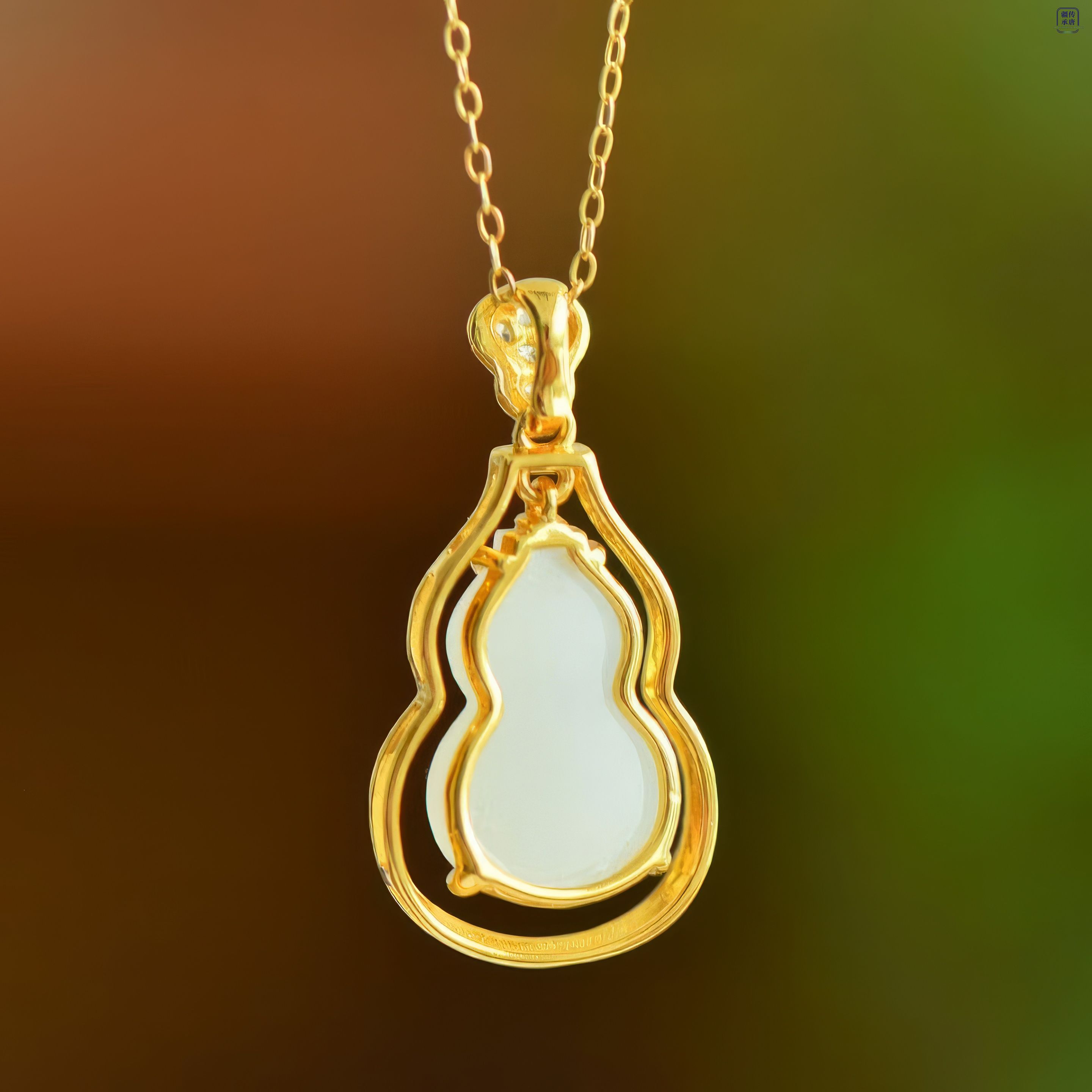 Blessed Fortune· White Hetian Jade Gourd Pendant 福禄如意·和田玉葫芦吊坠