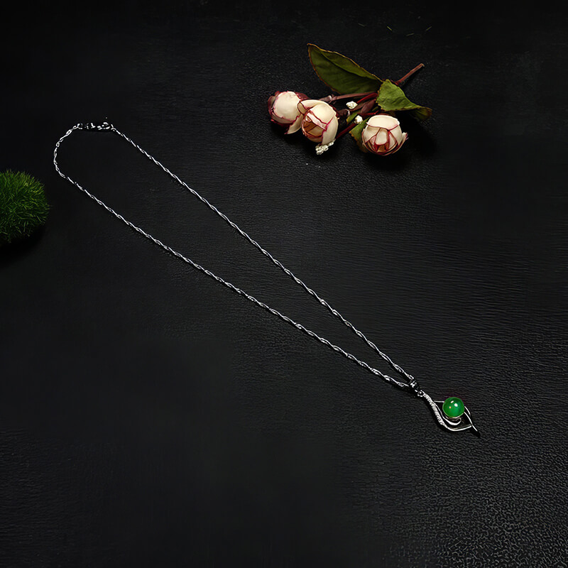Radiant Emerald Hue Hetian Jade Jewelry Set 翠色生辉和田玉首饰套装