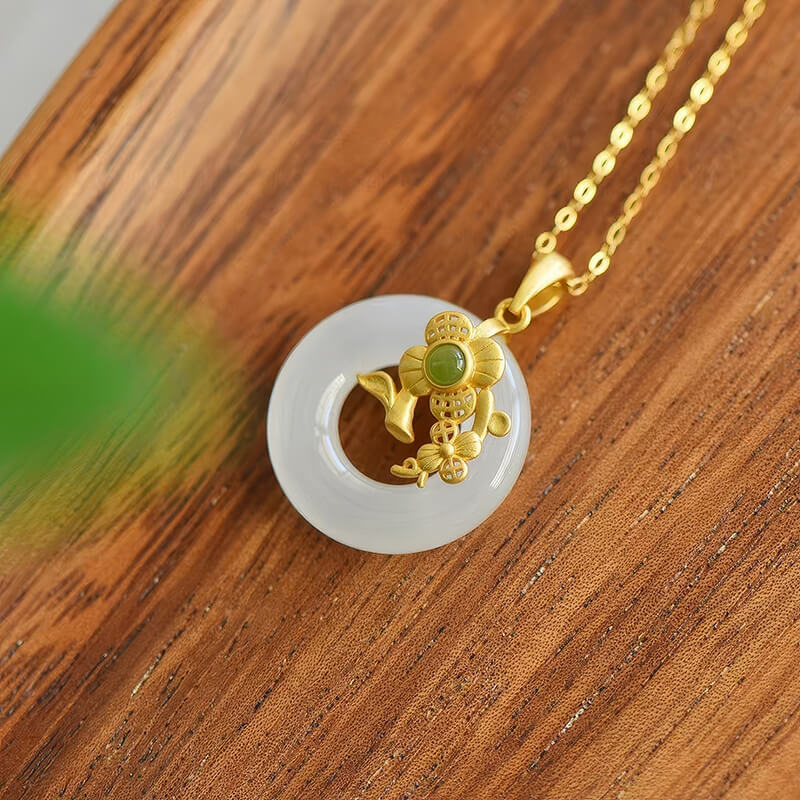 "Floral Bliss & Full Moon" Hetian Jade Peace Knot Pendant “花好月圆”和田玉平安扣吊坠