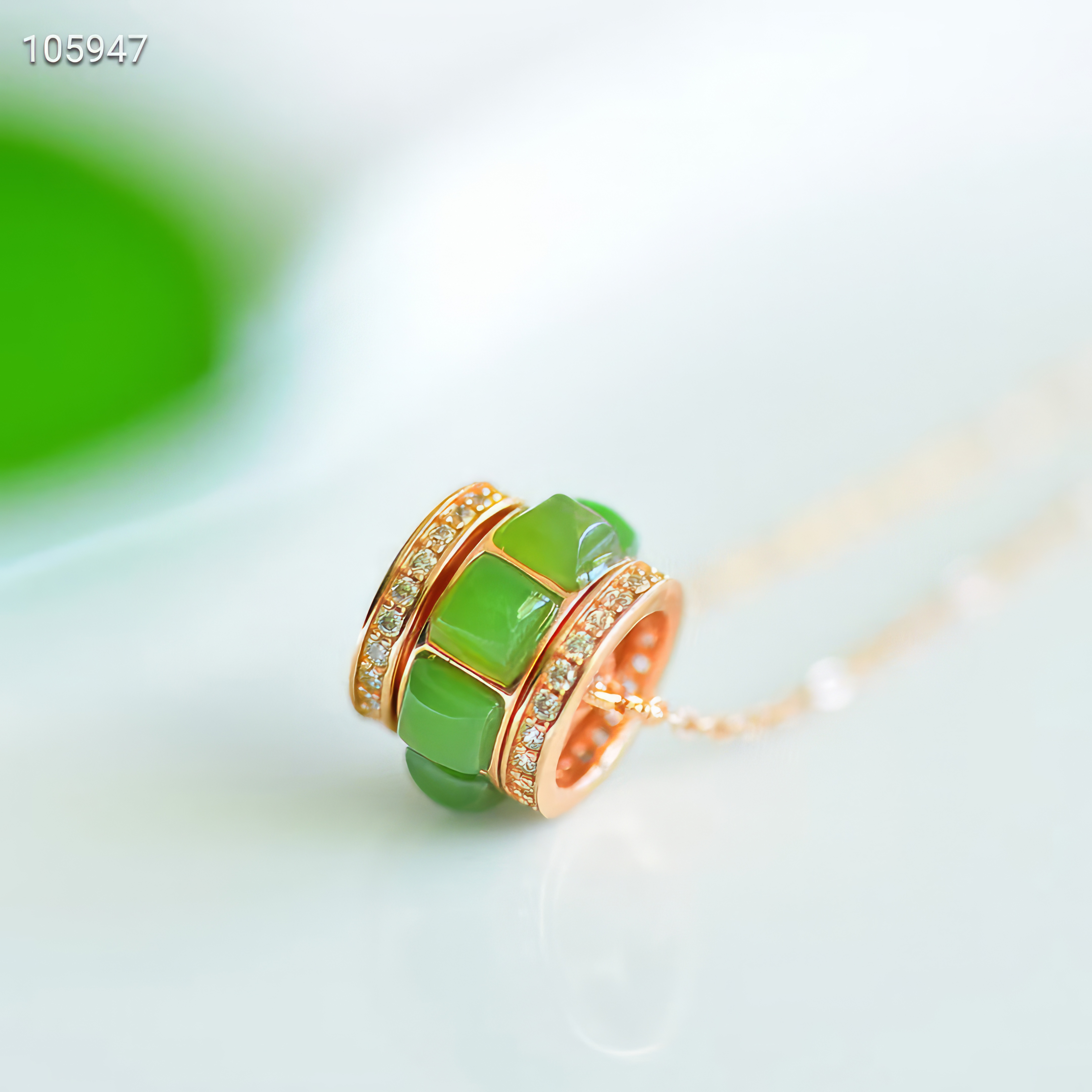 Green Flowing Harmony · Heitai Jade "Smooth Sailing" Pendant--绿意流转·和田玉路路通吊坠